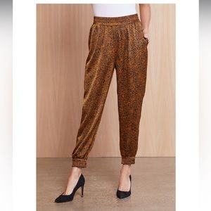 Cupcake and cashmere pant